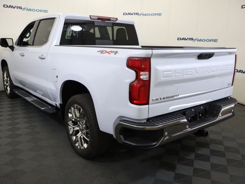 New 2026 Chevrolet Silverado 1500 LTZ w/ LTZ Premium Package AWD/4WD image 10