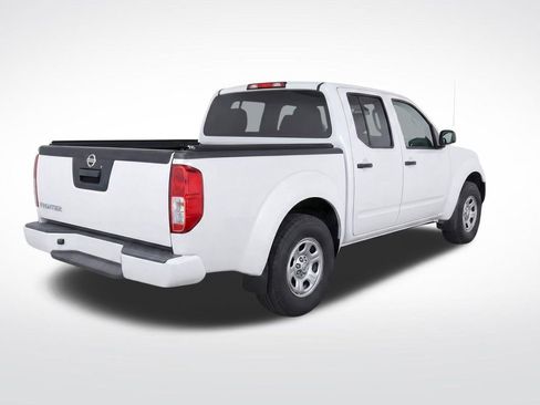 Used 2017 Nissan Frontier S RWD image 3
