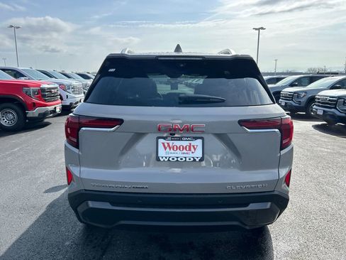 New 2026 GMC Terrain Elevation w/ Elevation Premium Package AWD/4WD image 8