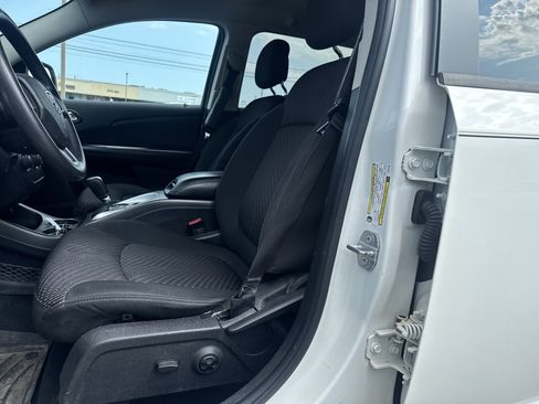 Used 2014 Dodge Journey SXT w/ Flexible Seating Group AWD/4WD image 12