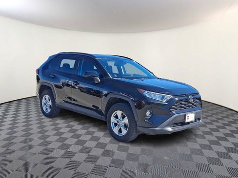 Certified 2021 Toyota RAV4 XLE image 5