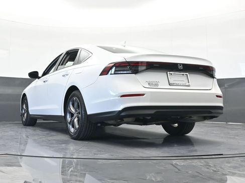 Used 2023 Honda Accord EX image 59