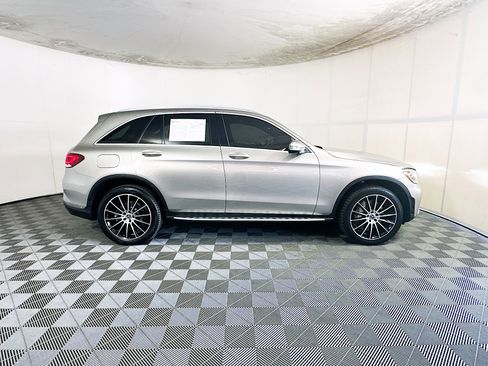 Used 2020 Mercedes-Benz GLC 300 image 2