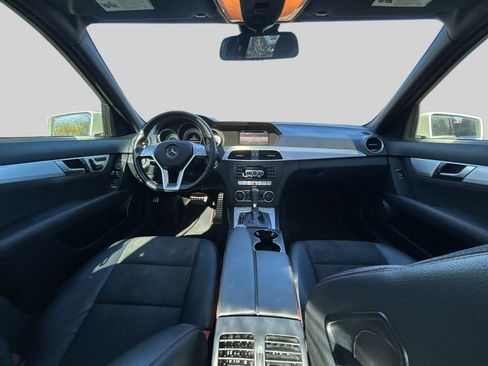 Used 2013 Mercedes-Benz C 250 Sedan image 15
