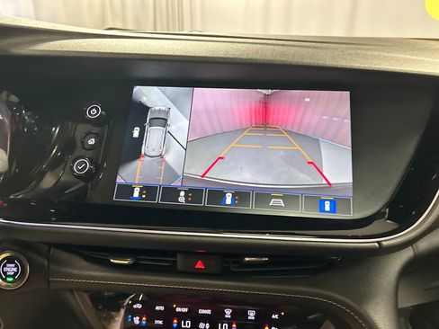 Used 2023 Buick Envision Avenir AWD/4WD image 18