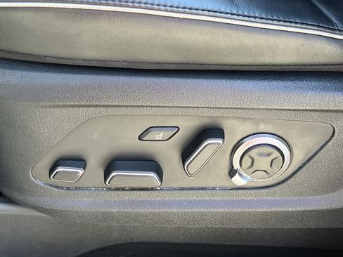 Used 2023 Hyundai Palisade Calligraphy w/ Cargo Package image 17