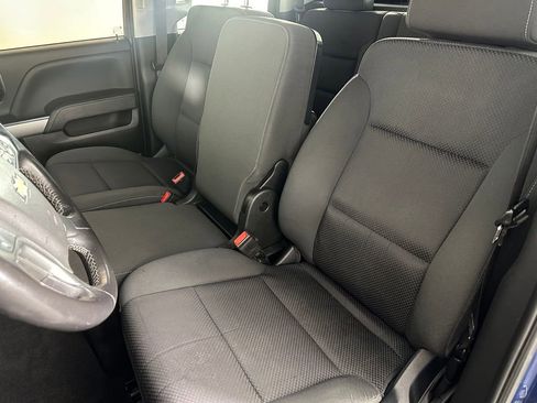 Used 2019 Chevrolet Silverado 1500 LT w/ All Star Edition image 22