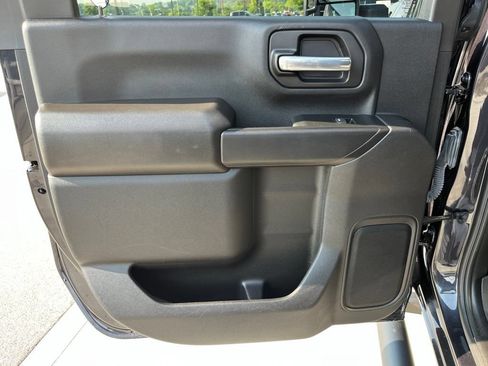 Used 2024 Chevrolet Silverado 2500 Custom w/ Custom Value Package AWD/4WD image 14