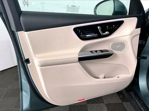 New 2026 Mercedes-Benz GLC 300 GLC 300 image 12