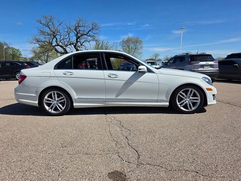 Used 2012 Mercedes-Benz C 300 4MATIC Sedan image 2