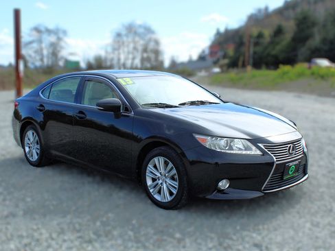 Used 2013 Lexus ES 350 w/ Luxury Pkg image 1