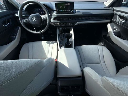 Certified 2025 Honda Accord SE image 15