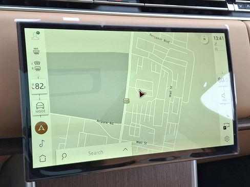 New 2026 Land Rover Range Rover SE image 15