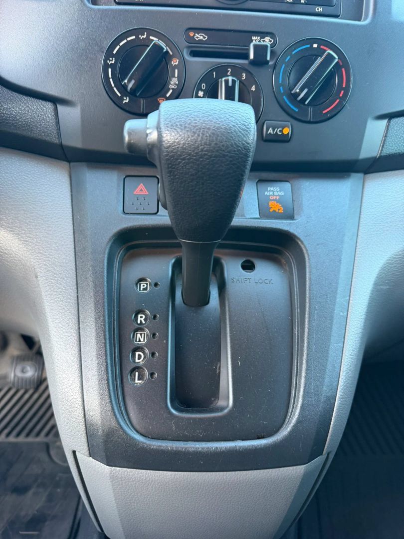 Used 2016 Nissan NV200 S FWD image 22