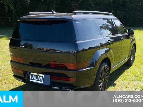 Used 2025 Hyundai Santa Fe Calligraphy image 6