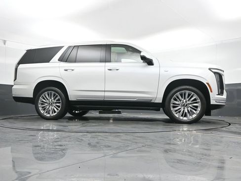 Used 2025 Cadillac Escalade Premium Luxury w/ LPO, Floor Liner Package image 48