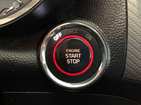 Used 2017 Kia Forte EX image 13