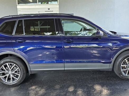 Used 2021 Volkswagen Tiguan S image 4
