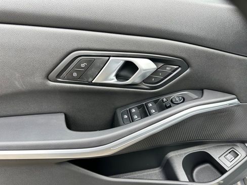 Used 2025 BMW 330i xDrive 330i xDrive image 16