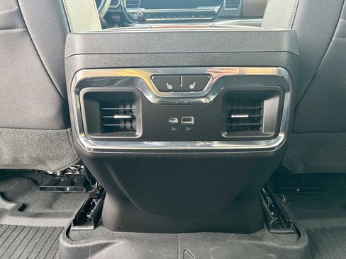 Used 2023 Chevrolet Silverado 1500 High Country w/ Technology Package image 22