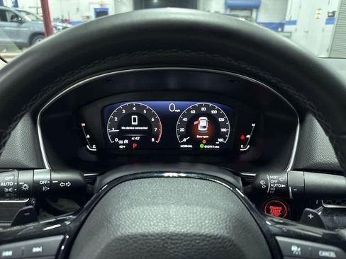 Used 2023 Honda Civic Touring image 35