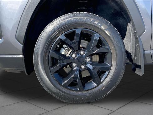 Used 2023 Toyota RAV4 LE FWD image 11
