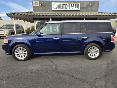 Used 2011 Ford Flex SEL w/ Rapid Spec Order Code image 2