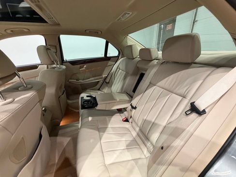 Used 2014 Mercedes-Benz E 350 4MATIC Sedan image 35