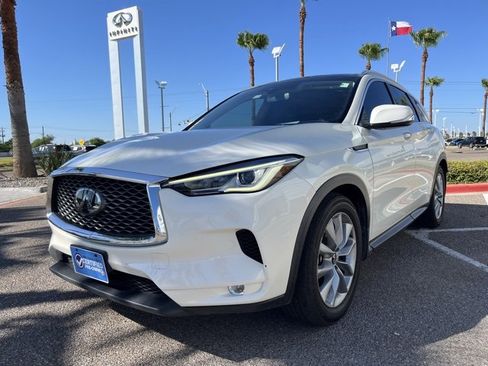 Used 2021 INFINITI QX50 Luxe image 2