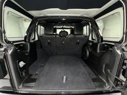 Used 2019 Jeep Wrangler Unlimited Sahara w/ Dual Top Group image 16