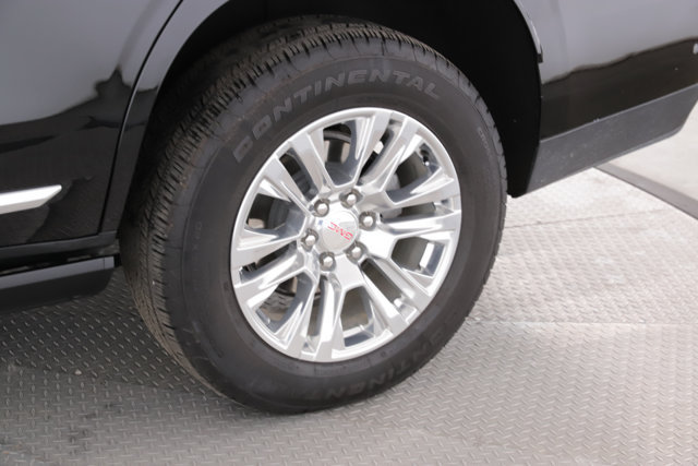 Used 2026 GMC Yukon Denali w/ Sun & Power Step Package AWD/4WD image 14