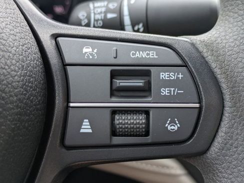 Used 2025 Honda Accord SE image 25