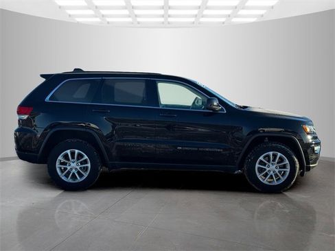 Certified 2022 Jeep Grand Cherokee Laredo X image 8