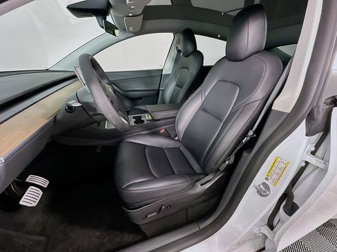 Used 2022 Tesla Model Y Performance image 21