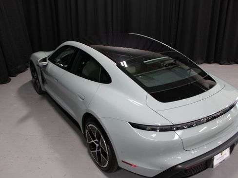 Certified 2025 Porsche Taycan image 13