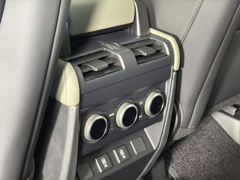 New 2026 Land Rover Defender 110 S image 28