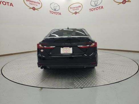 Used 2026 Toyota Camry SE w/ Convenience Package FWD image 7