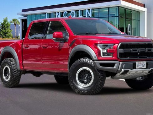 Used 2019 Ford F150 Raptor w/ Equipment Group 802A Luxury AWD/4WD image 2