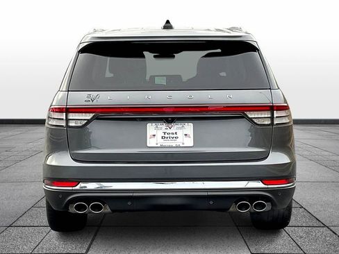 New 2025 Lincoln Aviator Reserve w/ Equipment Group 201A image 4