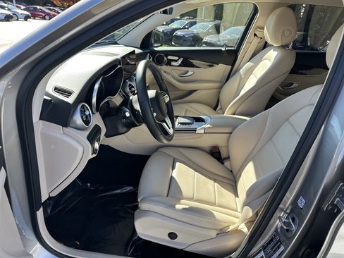 Used 2022 Mercedes-Benz GLC 300 image 16