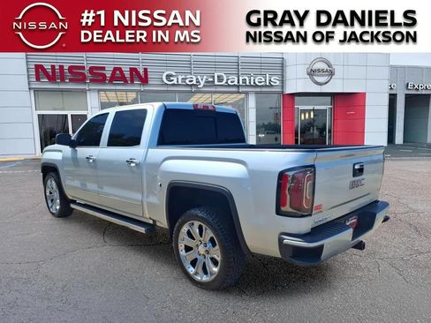 Used 2018 GMC Sierra 1500 Denali w/ Denali Ultimate Package AWD/4WD image 5
