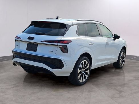 New 2026 Audi Q3 quattro 2.0T AWD/4WD image 3