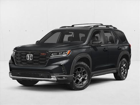 Used 2025 Honda Pilot TrailSport image 1