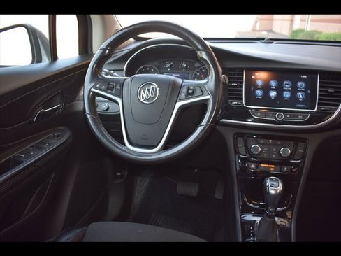 Used 2019 Buick Encore Preferred FWD image 29