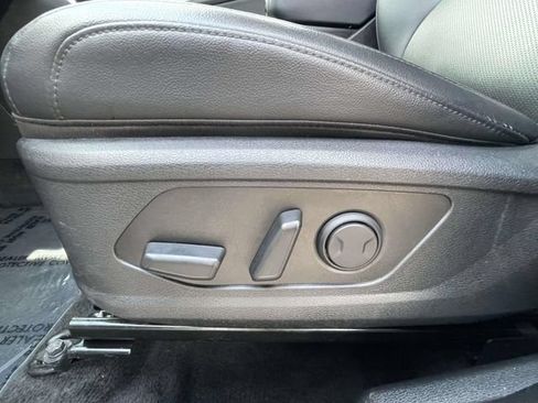 Used 2023 Kia Sportage EX FWD image 11