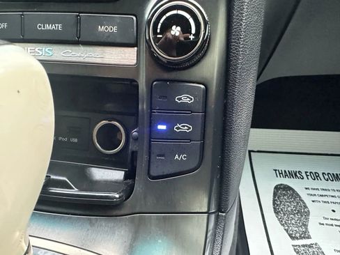 Used 2013 Hyundai Genesis 2.0T image 26