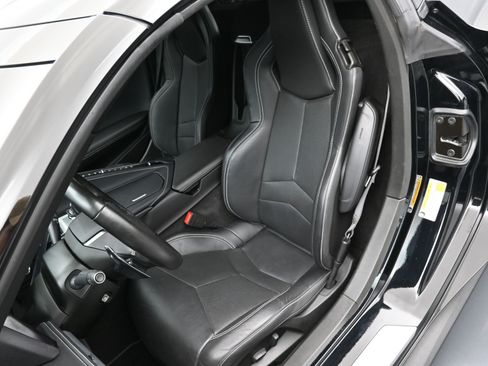 Used 2022 Chevrolet Corvette Stingray Coupe w/ Battery Protection Package image 17