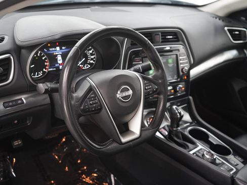 Used 2023 Nissan Maxima SL FWD image 19