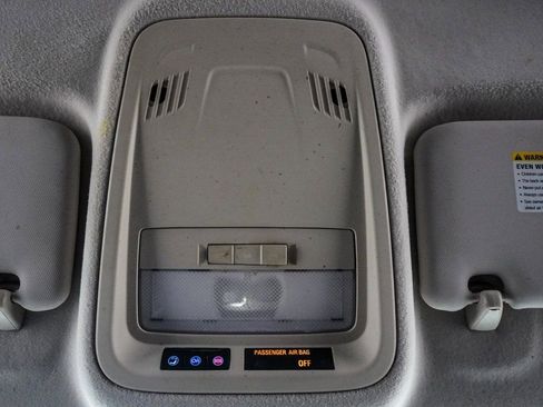 Used 2017 Chevrolet Cruze LS image 34