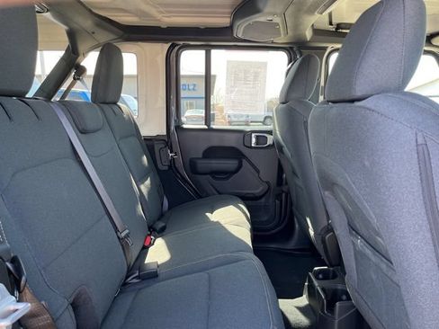 Used 2024 Jeep Wrangler Unlimited Sport AWD/4WD image 21
